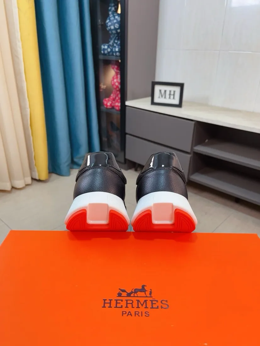 Men's shoes 💰460🌸🌸【HERMES】Hermès high-end quality original shoe upper: 🔝tumbled calfskin, suede calfskin, shoe body sewn H totem, outsole: ultra-light TPU foam·rubber; two-color molded outsole, ultra-high quality control·fine workmanship: highlighting (high-end·luxury·grade) 38-44 (45 can be customized)